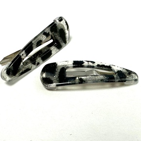 Hair clips 2pcs