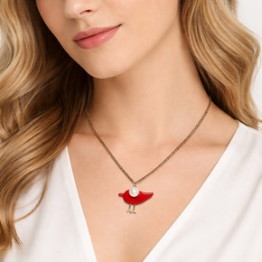 Chain with pendant